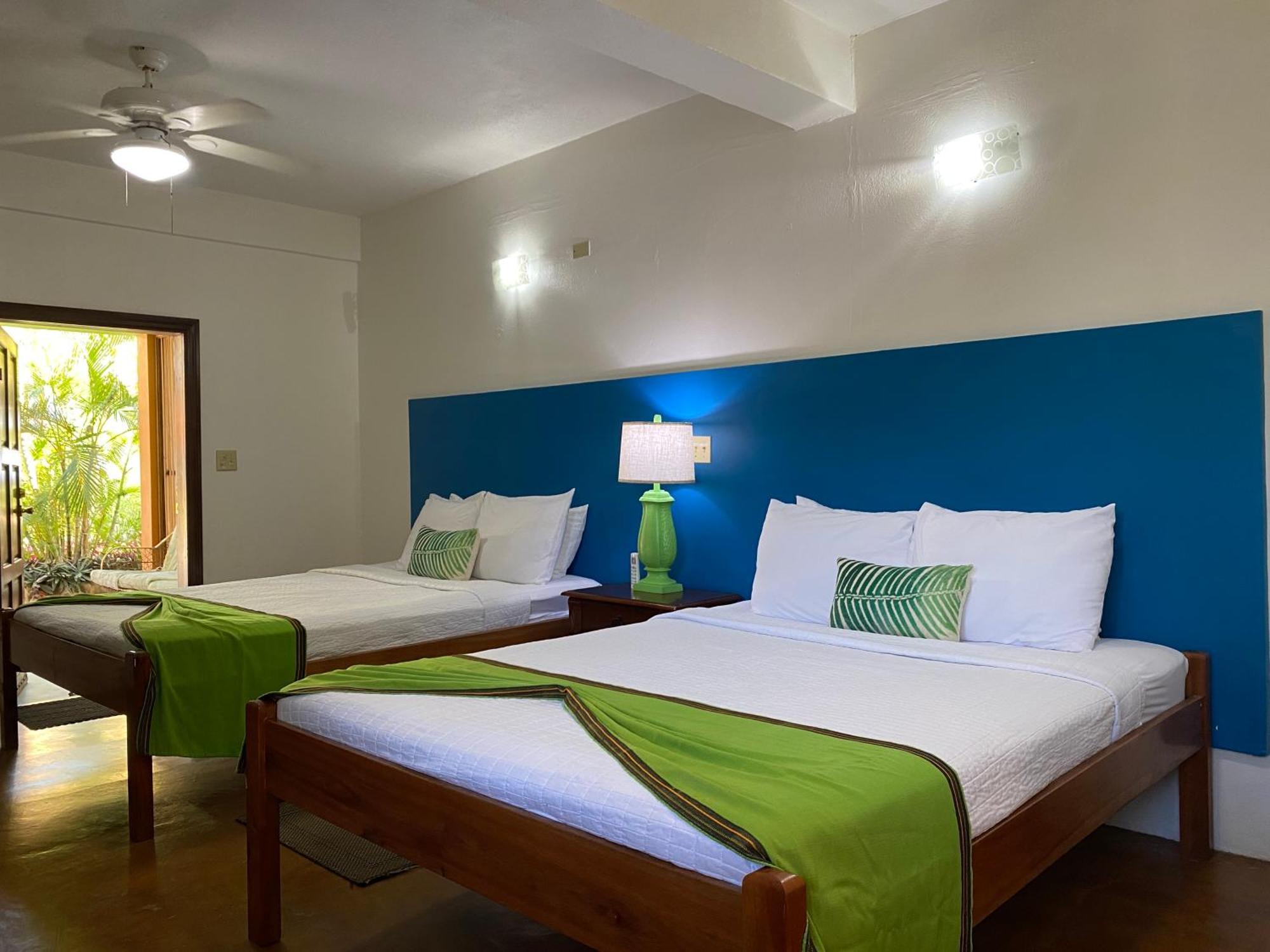 Coconut Row Boutique Hotel Hopkins Zimmer foto