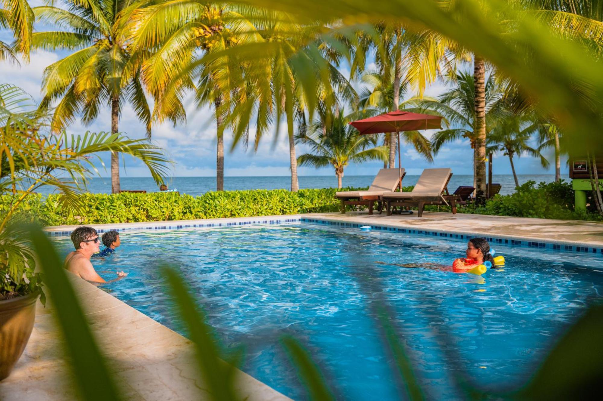Coconut Row Boutique Hotel Hopkins Exterior foto